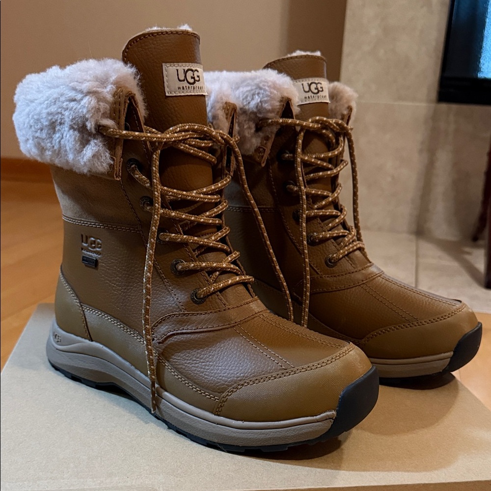 UGG Zaylee Women's Brown Winter Boots Size 8, NWT